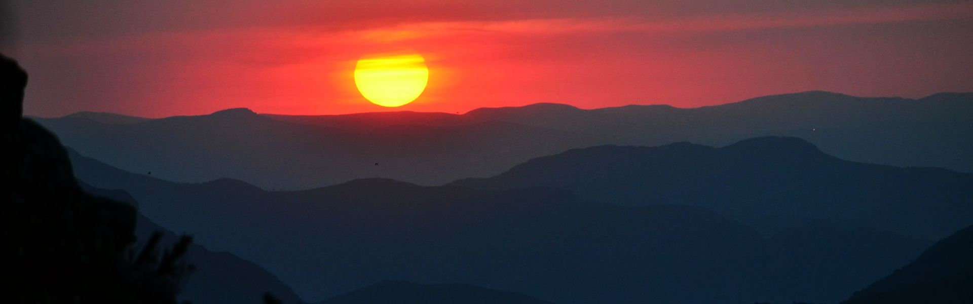 Reino da Pedra Negra - Micronação Lusófona - Micronacionalismo